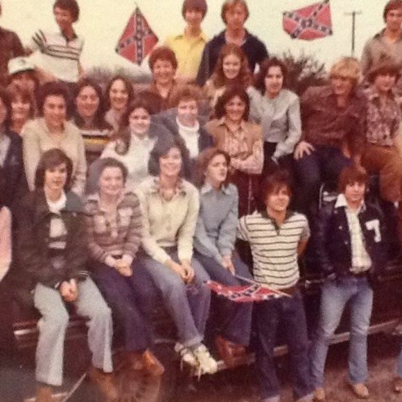 Meet your Posher, Tunicaclass - Picture 1 of 2